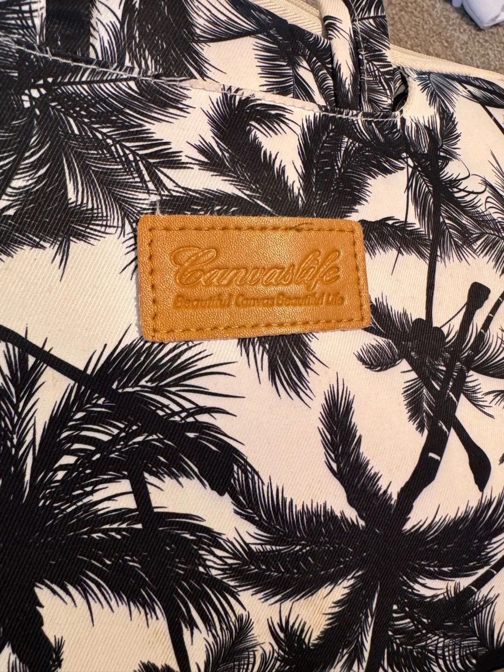 Palm-Print Laptop Tote Bag - Black & White